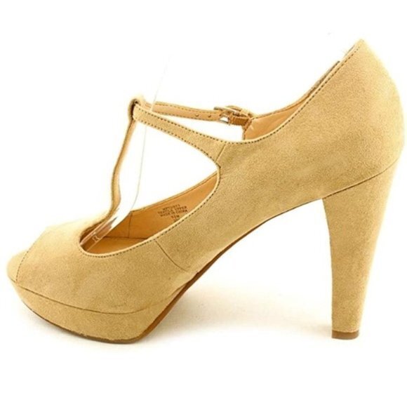 Marc Fisher M.F. Toby 3 Mary Jane Pump Heels - Picture 2 of 8